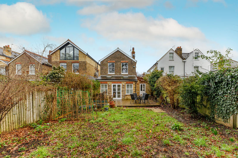 IVY GATE- click for photo gallery